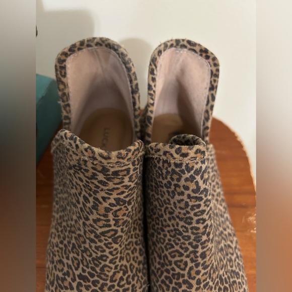 4/$25 or listed price⛄️!! Lucky Brand Fallila Bootie - Picture 3 of 10